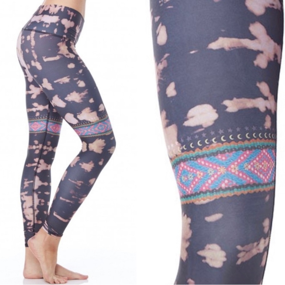 Teeki Leggings
